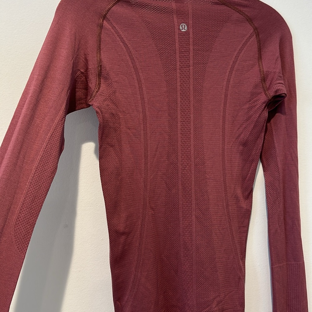 Lululemon Women's Pink Long Sleeve Top - Picture 8 of 10